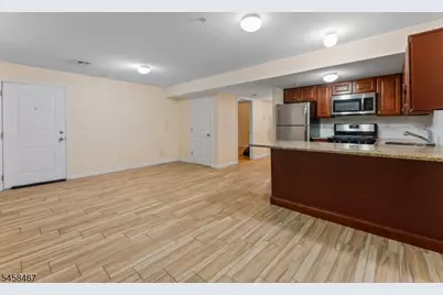 453-455 Washington St #1, Newark, NJ 07102 - Photo 2