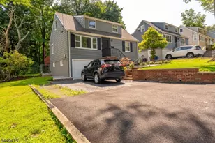 44 Sunnyside Rd, West Orange Township, NJ 07052 - Photo 2