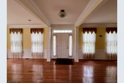 9 Queenberry Way, Bernards Township, NJ 07920 - Photo 2