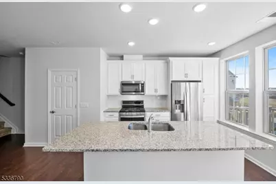1012 Station Rd, Somerville, NJ 08876 - Photo 6
