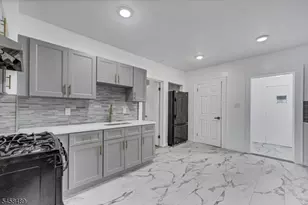 3202 Tremley Point Rd, Linden, NJ 07036 - Photo 6