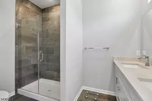10 Cortland Ct, Livingston, NJ 07039 - Photo 14