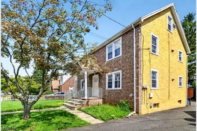 226 N 3rd Ave, Manville, NJ 08835 - Photo 4