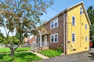 226 N 3rd Ave, Manville, NJ 08835 - Photo 4