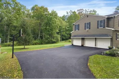 74 Grayrock Rd, Clinton Township, NJ 08809 - Photo 4