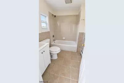 222 Osborne Ter, Newark, NJ 07112 - Photo 16