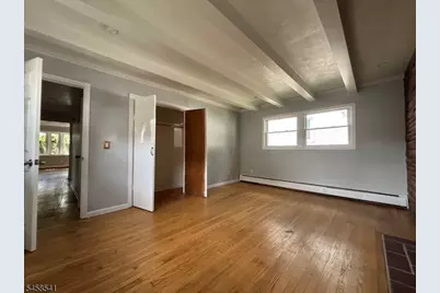 319 E 1st Ave #1, Roselle, NJ 07203 - Photo 2