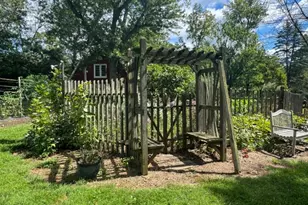 5 Oakura Ln, Bedminster Township, NJ 07921 - Photo 10