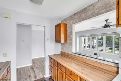 1595 E 2nd St #3, Scotch Plains Township, NJ 07076 - Photo 6