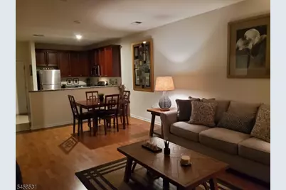 4148 Cory Ln #4148, Elmwood Park, NJ 07407 - Photo 4
