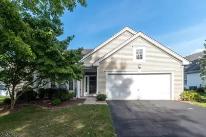 6 Weybourne Ln, White Township, NJ 07823 - Photo 1