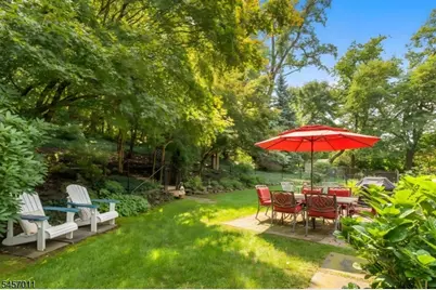75 E Mountain Rd, Hillsborough Township, NJ 08844 - Photo 26