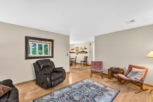 75 E Mountain Rd, Hillsborough Township, NJ 08844 - Photo 12