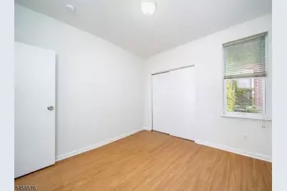 613 Ridge Rd #2R, Lyndhurst Township, NJ 07071 - Photo 10