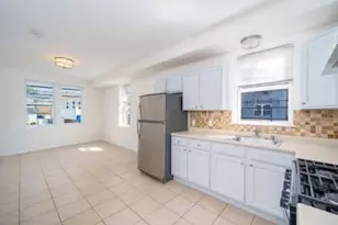 613 Ridge Rd, Lyndhurst Township, NJ 07071 - Photo 1