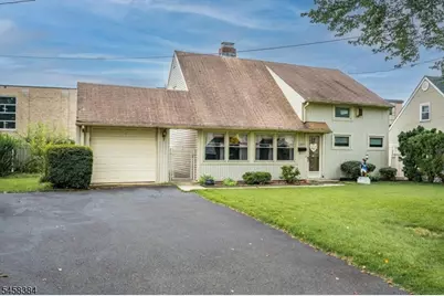 1041 Richard Blvd, Rahway, NJ 07065 - Photo 2