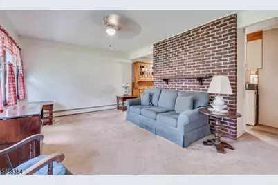 1041 Richard Blvd, Rahway, NJ 07065 - Photo 4