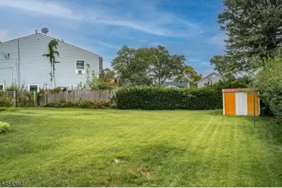 1041 Richard Blvd, Rahway, NJ 07065 - Photo 22