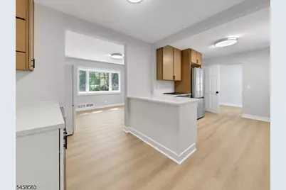 405 Terhune Ave, Paramus, NJ 07652 - Photo 28