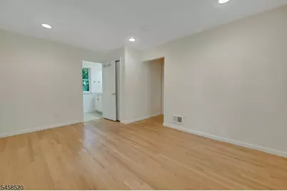 15 Camelot Way, Parsippany, NJ 07054 - Photo 30