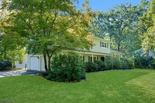 15 Camelot Way, Parsippany, NJ 07054 - Photo 4