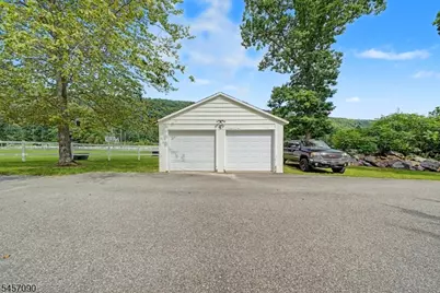 927 Owassa Rd, Stillwater, NJ 07860 - Photo 4