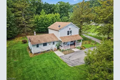 927 Owassa Rd, Stillwater, NJ 07860 - Photo 2