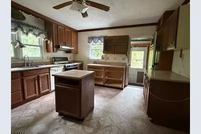398 Gardens Ave, Waterford Township, NJ 08004 - Photo 2