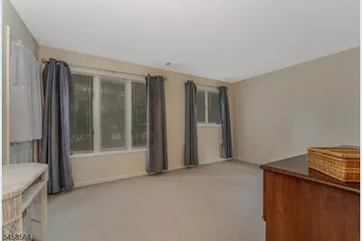 25 Augusta Dr, Clinton Township, NJ 08801 - Photo 12