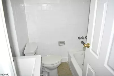 316 Hillside Ave, Hillside, NJ 07205 - Photo 6