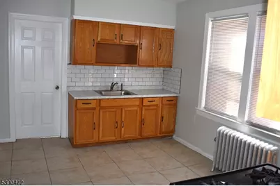 316 Hillside Ave, Hillside, NJ 07205 - Photo 4