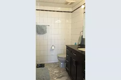 344 Paterson Plank Rd, Jersey City, NJ 07307 - Photo 26