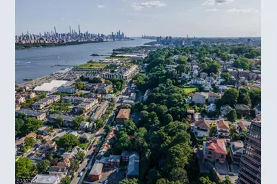 [Address not provided], Cliffside Park, NJ 07010 - Photo 4
