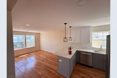 271 Schley St #2, Newark, NJ 07112 - Photo 14