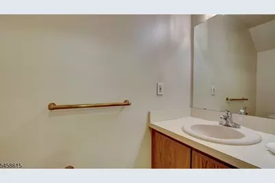 8 Forden Ct, Sayreville, NJ 08872 - Photo 22