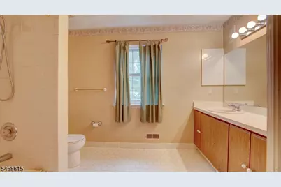 8 Forden Ct, Sayreville, NJ 08872 - Photo 26
