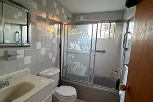 25 Eardley Rd, Edison, NJ 08817 - Photo 4