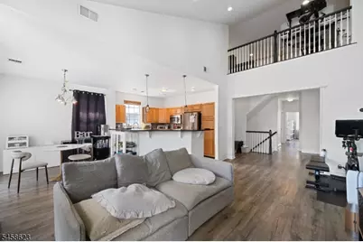 1 Barrister St, Clifton, NJ 07013 - Photo 4