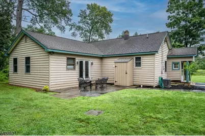 122 Cortelyous Lane, Franklin Township, NJ 08873 - Photo 4
