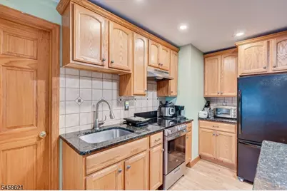 122 Cortelyous Lane, Franklin Township, NJ 08873 - Photo 32
