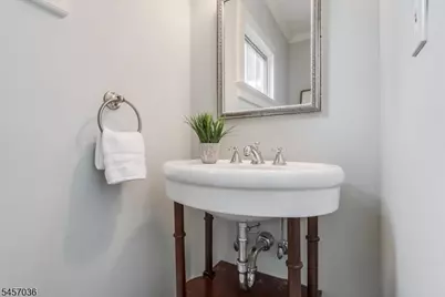 44 Dodd St, Montclair, NJ 07042 - Photo 22