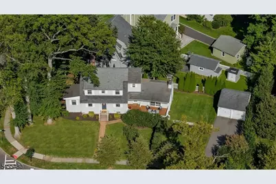 209 Midwood Pl, Westfield, NJ 07090 - Photo 2