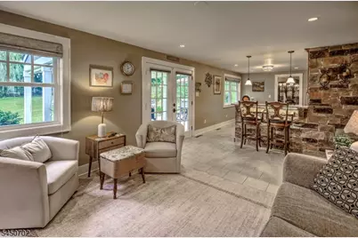 43 Sandra Ln, Randolph Township, NJ 07869 - Photo 8