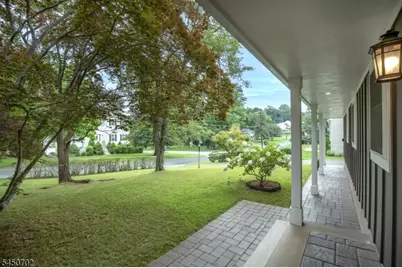 43 Sandra Ln, Randolph Township, NJ 07869 - Photo 4
