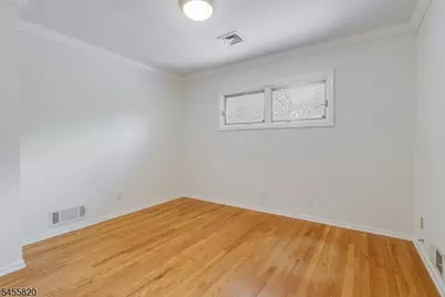 119 Squire Hill Rd, Montclair, NJ 07043 - Photo 22