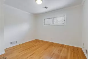 119 Squire Hill Rd, Montclair, NJ 07043 - Photo 22