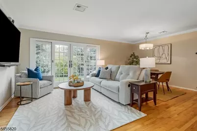 119 Squire Hill Rd, Montclair, NJ 07043 - Photo 4