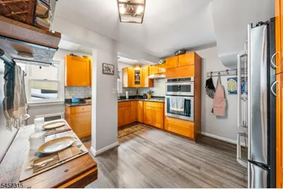 719 Locust St, Roselle Park, NJ 07204 - Photo 10