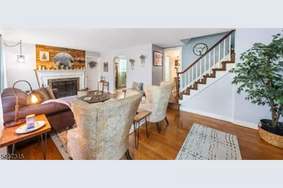 719 Locust St, Roselle Park, NJ 07204 - Photo 8