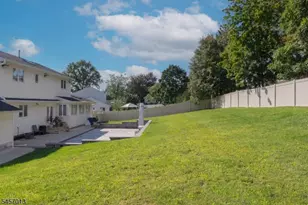 10 Evelyn Terrace, Wayne, NJ 07470 - Photo 32